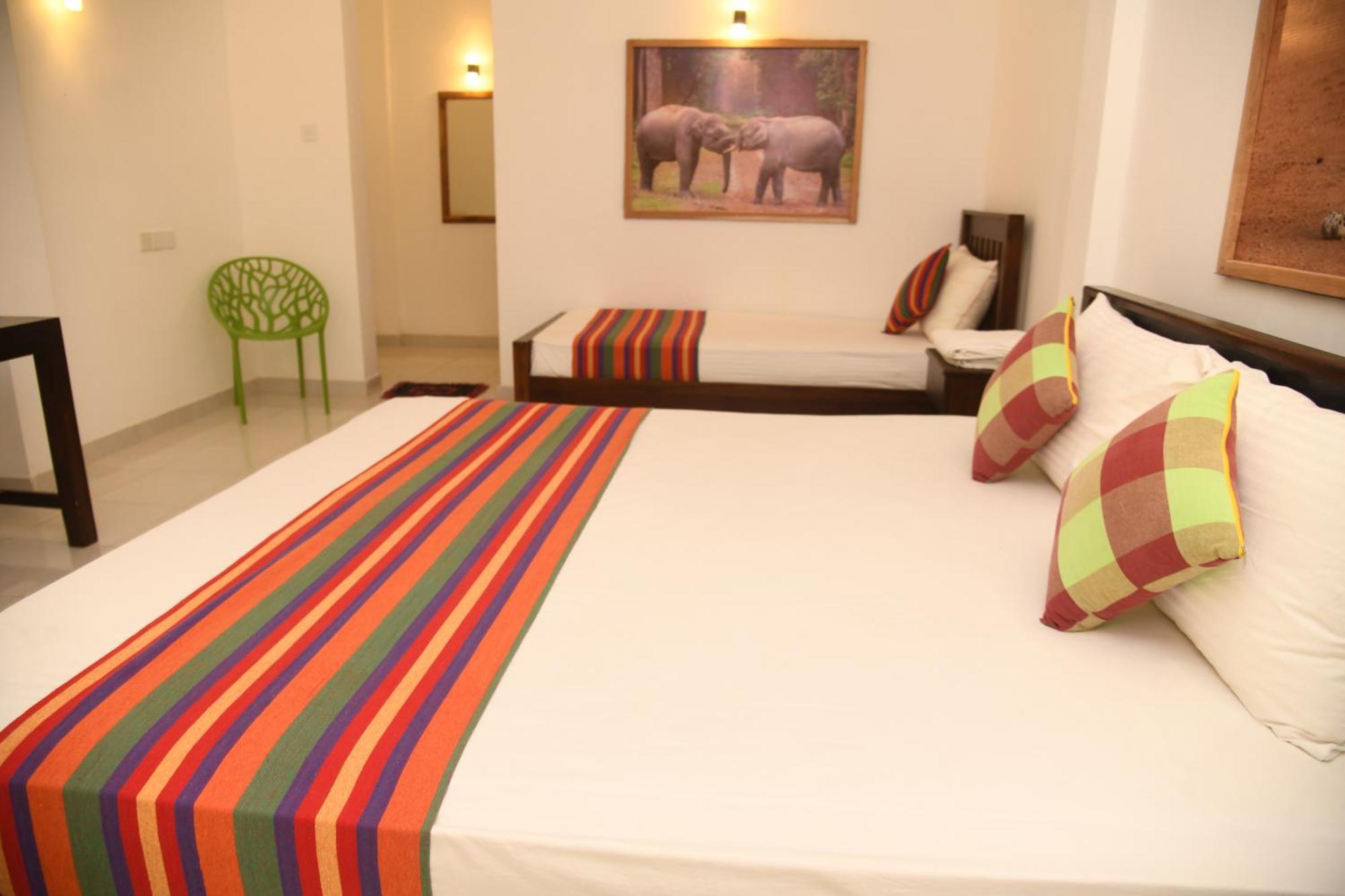 Wild Park Safari Home Stay 우다왈라웨 외부 사진