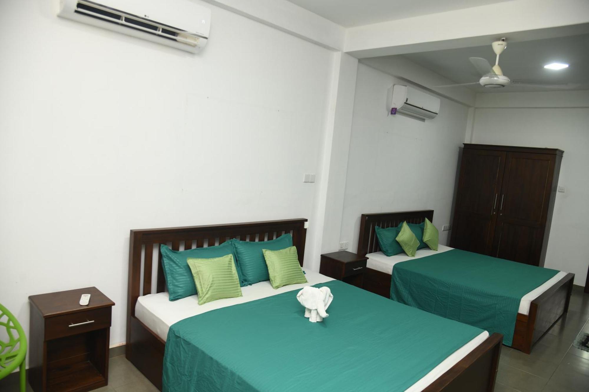 Wild Park Safari Home Stay 우다왈라웨 외부 사진