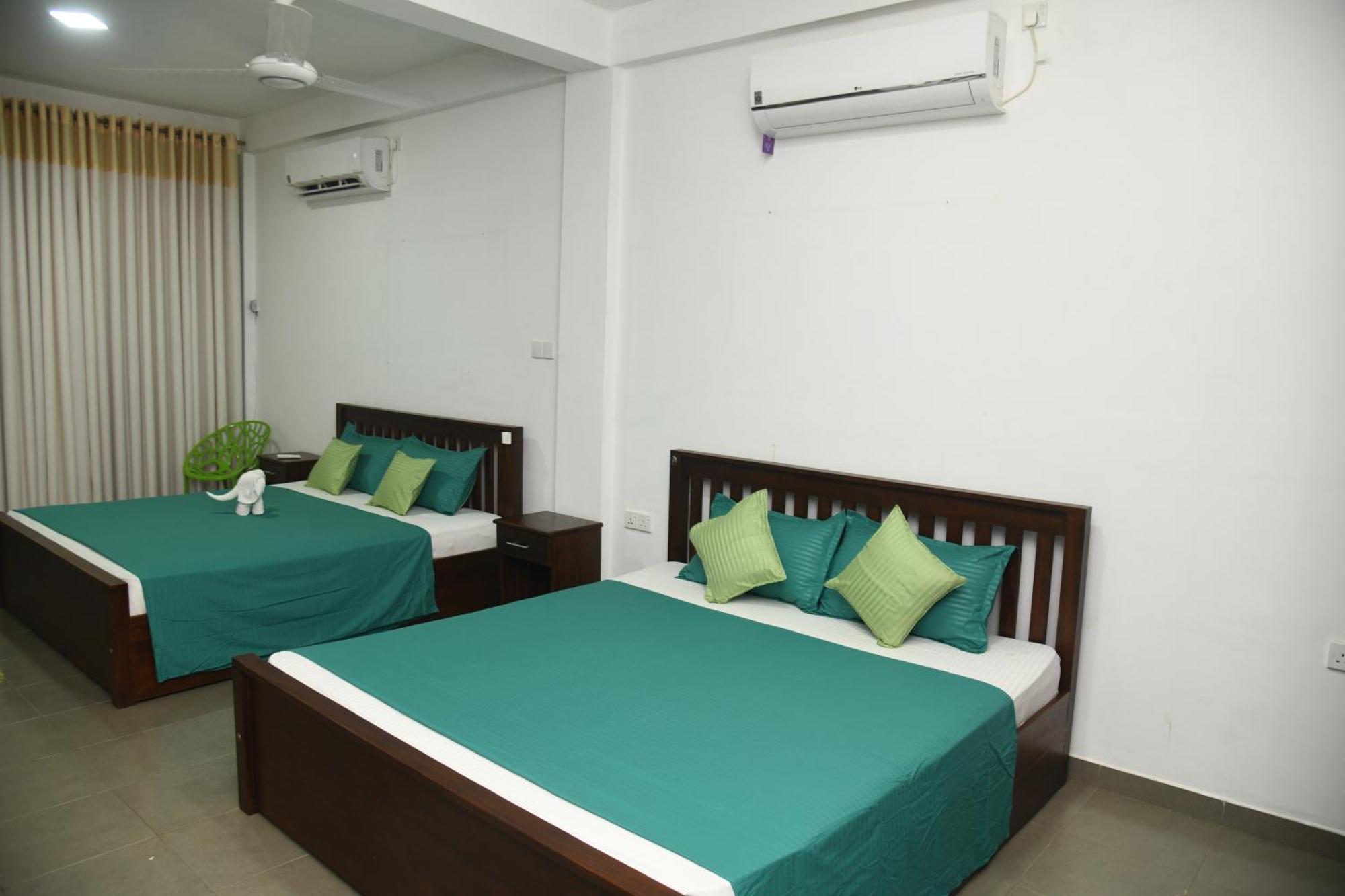 Wild Park Safari Home Stay 우다왈라웨 외부 사진