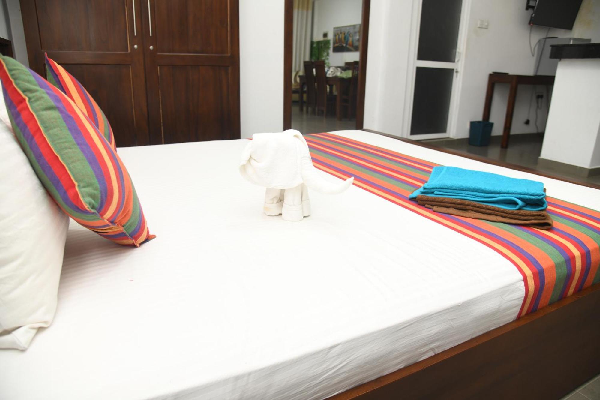 Wild Park Safari Home Stay 우다왈라웨 외부 사진